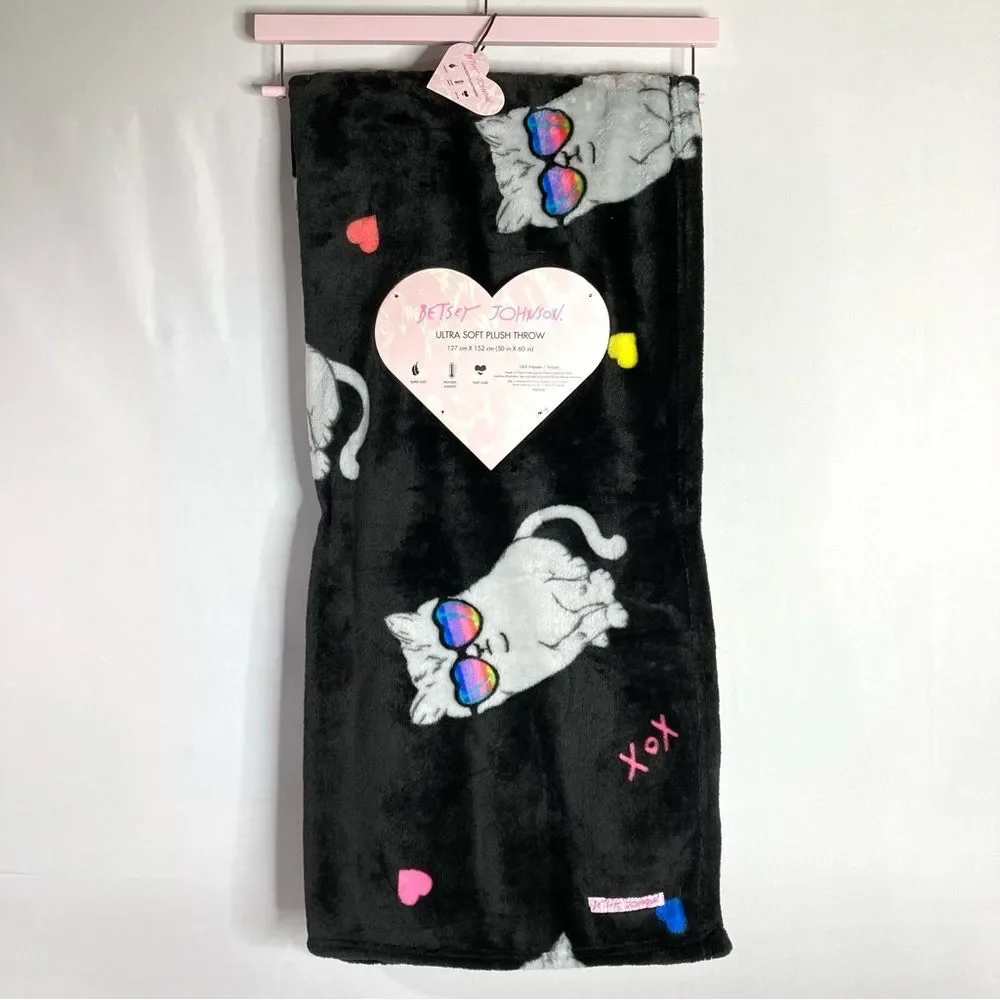 Betsey Johnson Black Cool Cat Ultra Soft Plush Throw 50”x60” NWT Rainbow Groovy